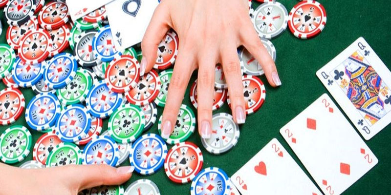 Trong poker sẽ có những thuật ngữ về hành động sau đây